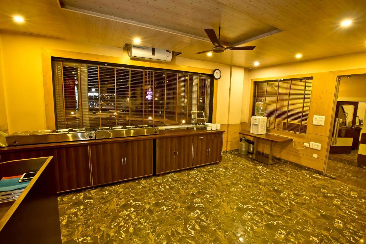 Quartz Himalayan Brothers Dharamshala Exteriör bild